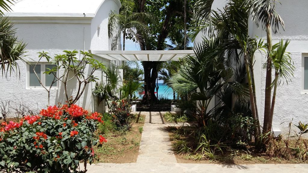 Aparthotel Le Beachclub Pereybere Beach