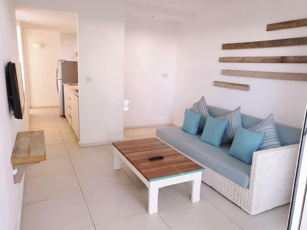 Le Beachclub 3* Pereybere Beach